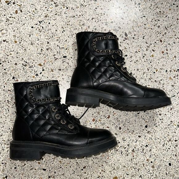 Azalea Wang black faux leather quilted combat boots gold 11 - Picture 1 of 7